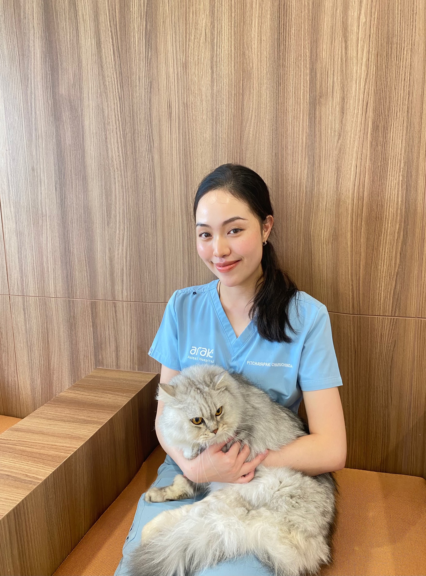 สพ.ญ. พิชญาภัค จารุจินดา