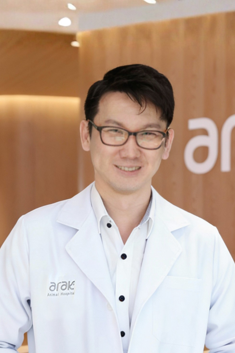 น.สพ.พท.แพทย์จีน วรวุทธ บวรนิมิต